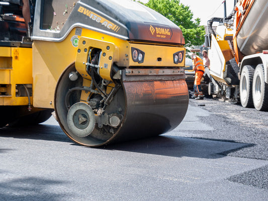Asphalttrennmittel statt Diesel: Vorteile im Asphaltbau