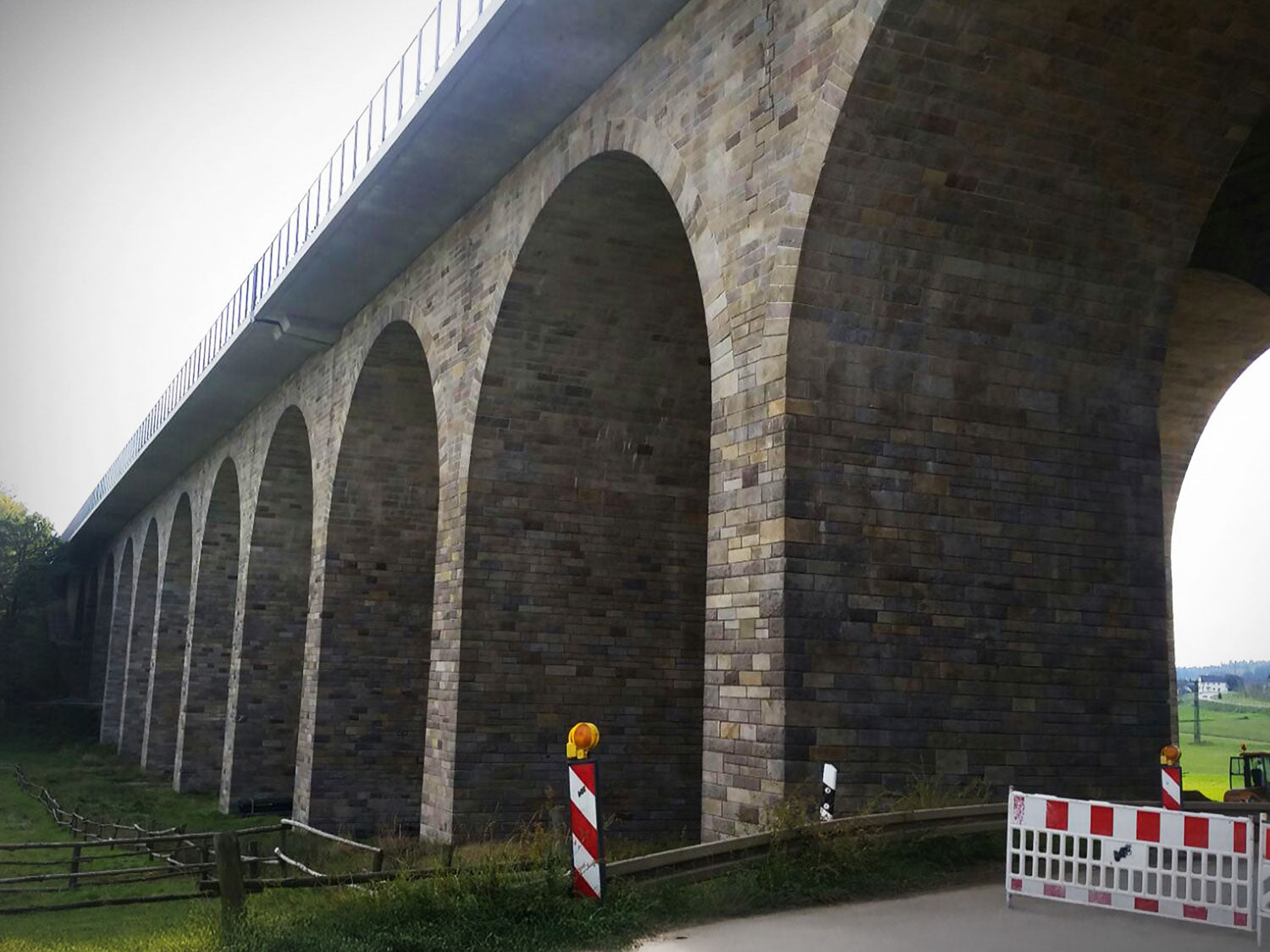 brueckenvergussmasse_img02.jpg